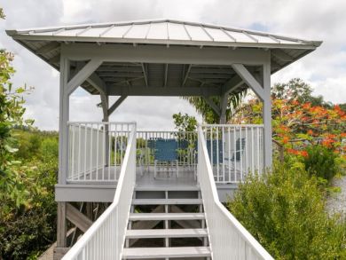 Beautiful 2 bedroom Condo